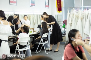 北京哪里可以学化妆？