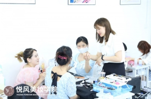 在北京学化妆，哪家化妆学校比较专业？