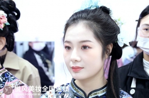 为什么孩子学美妆选悦风？家长关心的答案在这里！